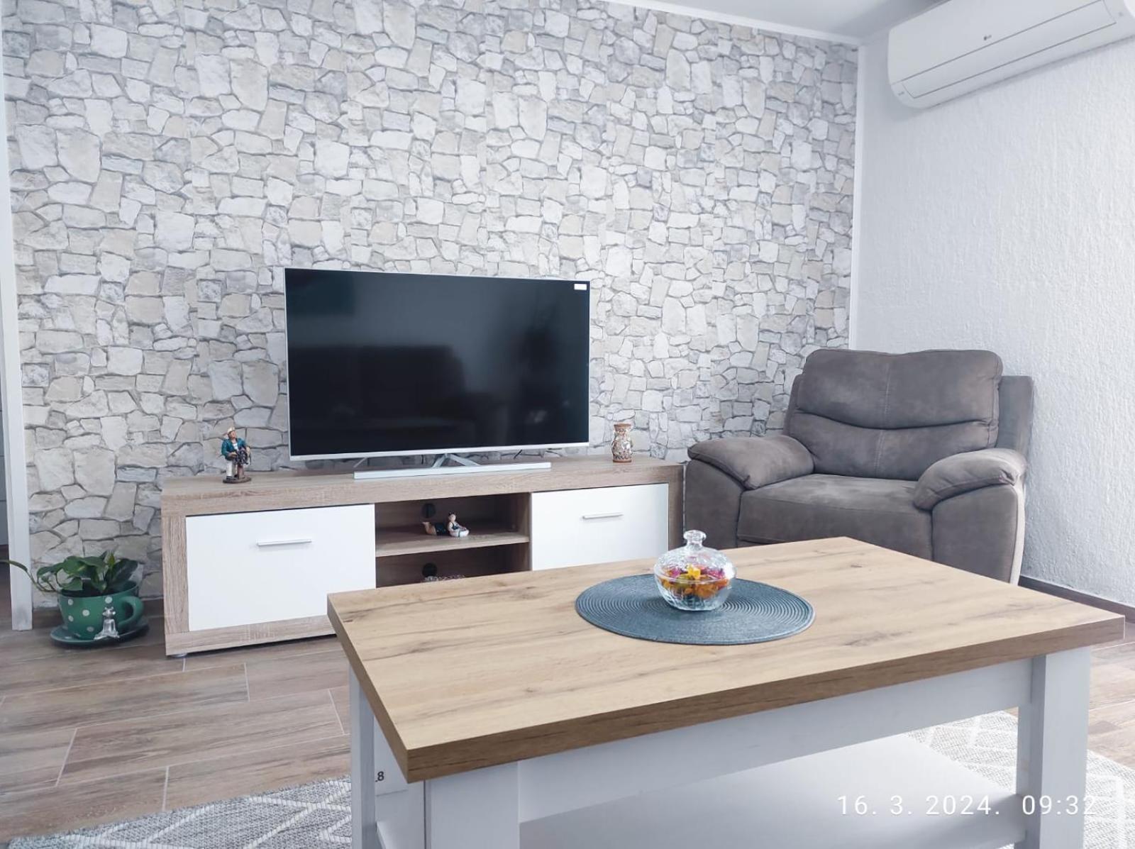 Apartman Jenny-Porec Kosinozici ภายนอก รูปภาพ