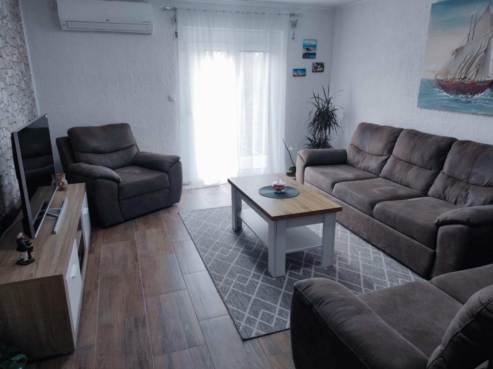 Apartman Jenny-Porec Kosinozici ภายนอก รูปภาพ